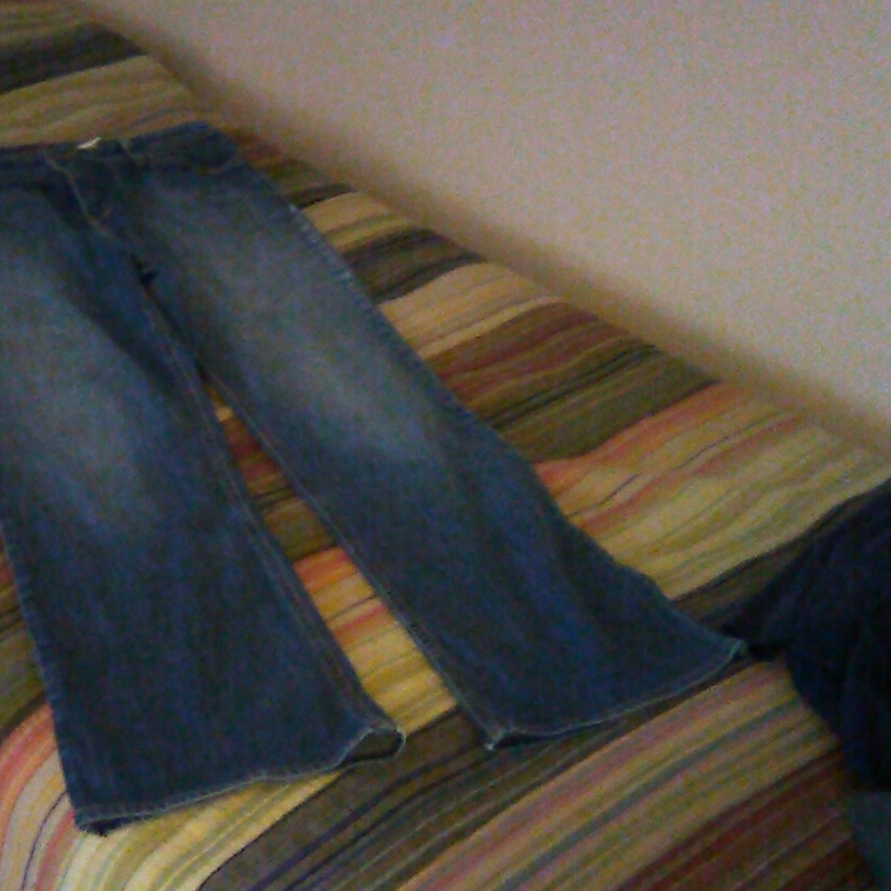 Women's jeans